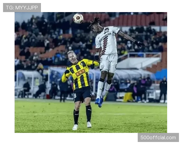 阿拉维斯2-2西班牙人,主队两度领先均因防守体系切换不及时被追平